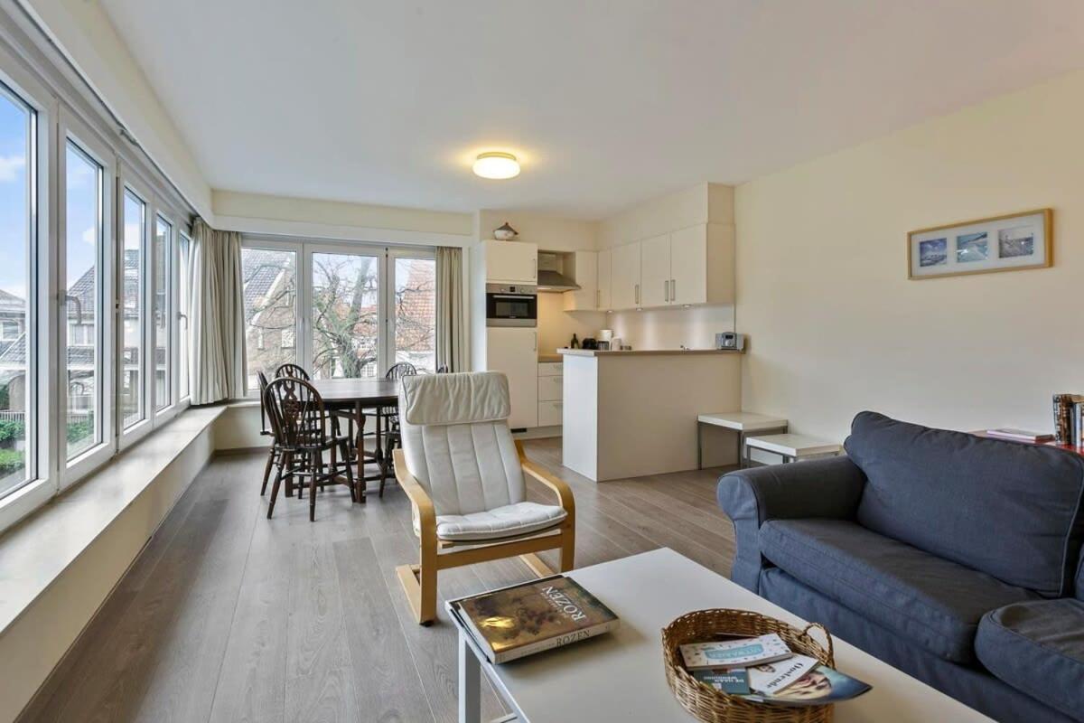 Huswell - Lovely Family Apartment 50 Meters From The Sea De Haan Kültér fotó