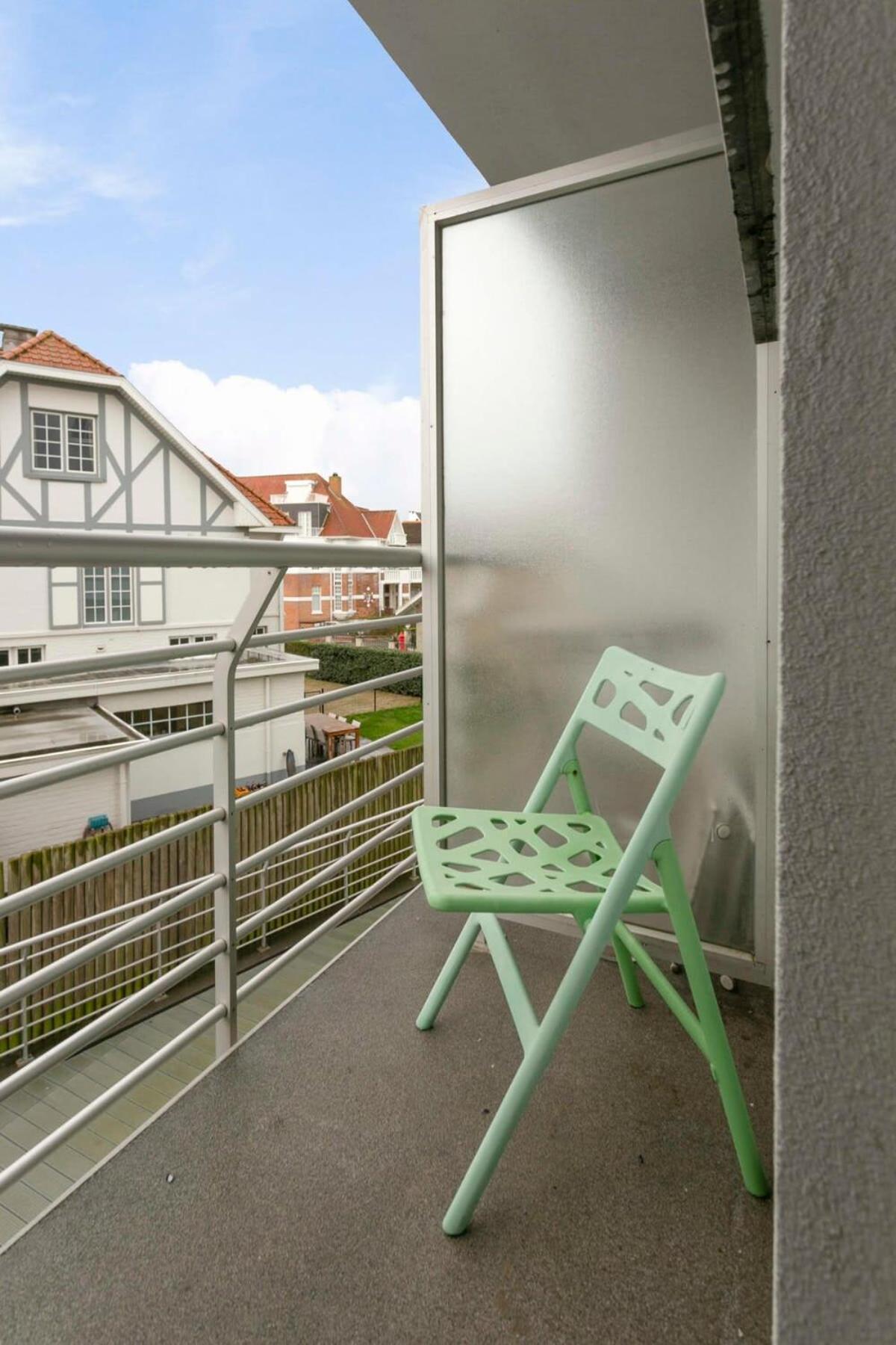 Huswell - Lovely Family Apartment 50 Meters From The Sea De Haan Kültér fotó